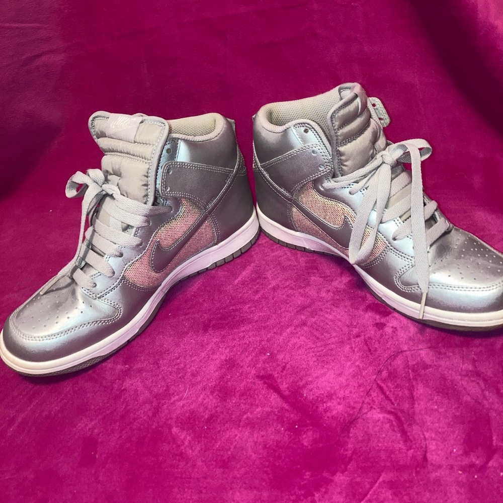 Nike Silver Sparkly High Top Sneakers Size 8